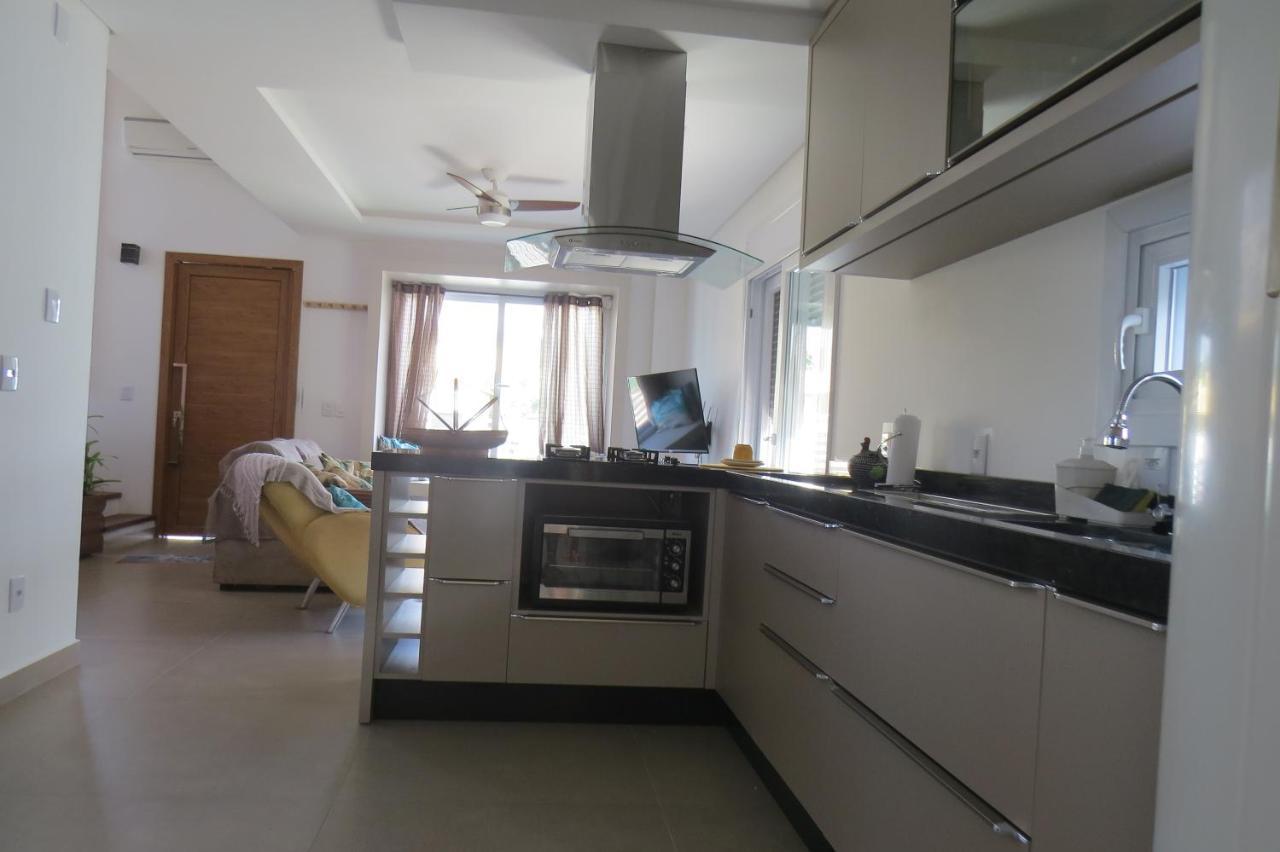 Casa Nova Confortavel E Aconchegante ガロパバ エクステリア 写真