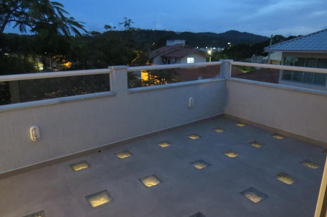 Casa Nova Confortavel E Aconchegante ガロパバ エクステリア 写真
